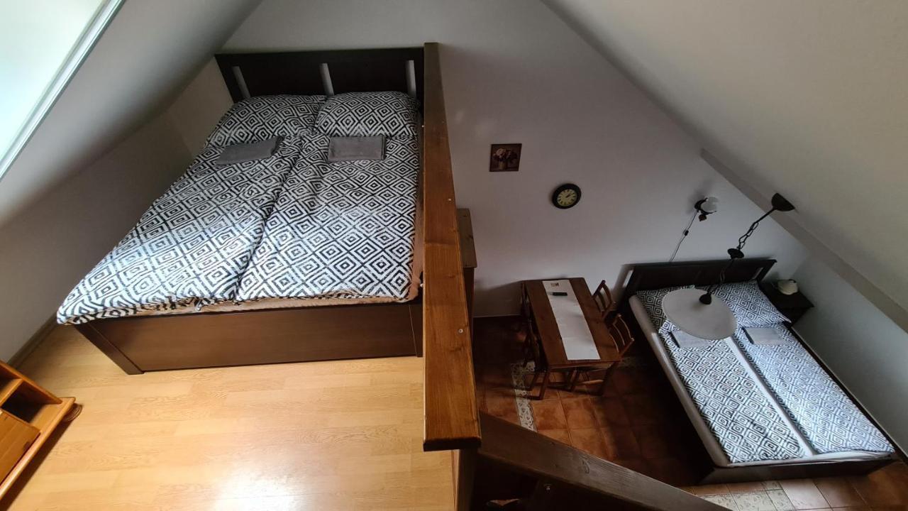 Gyulai Fuerdoe Apartman Exteriör bild
