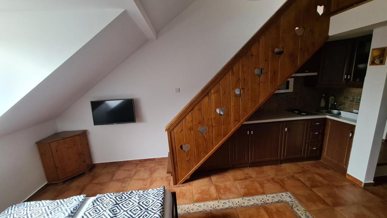 Gyulai Fuerdoe Apartman Exteriör bild