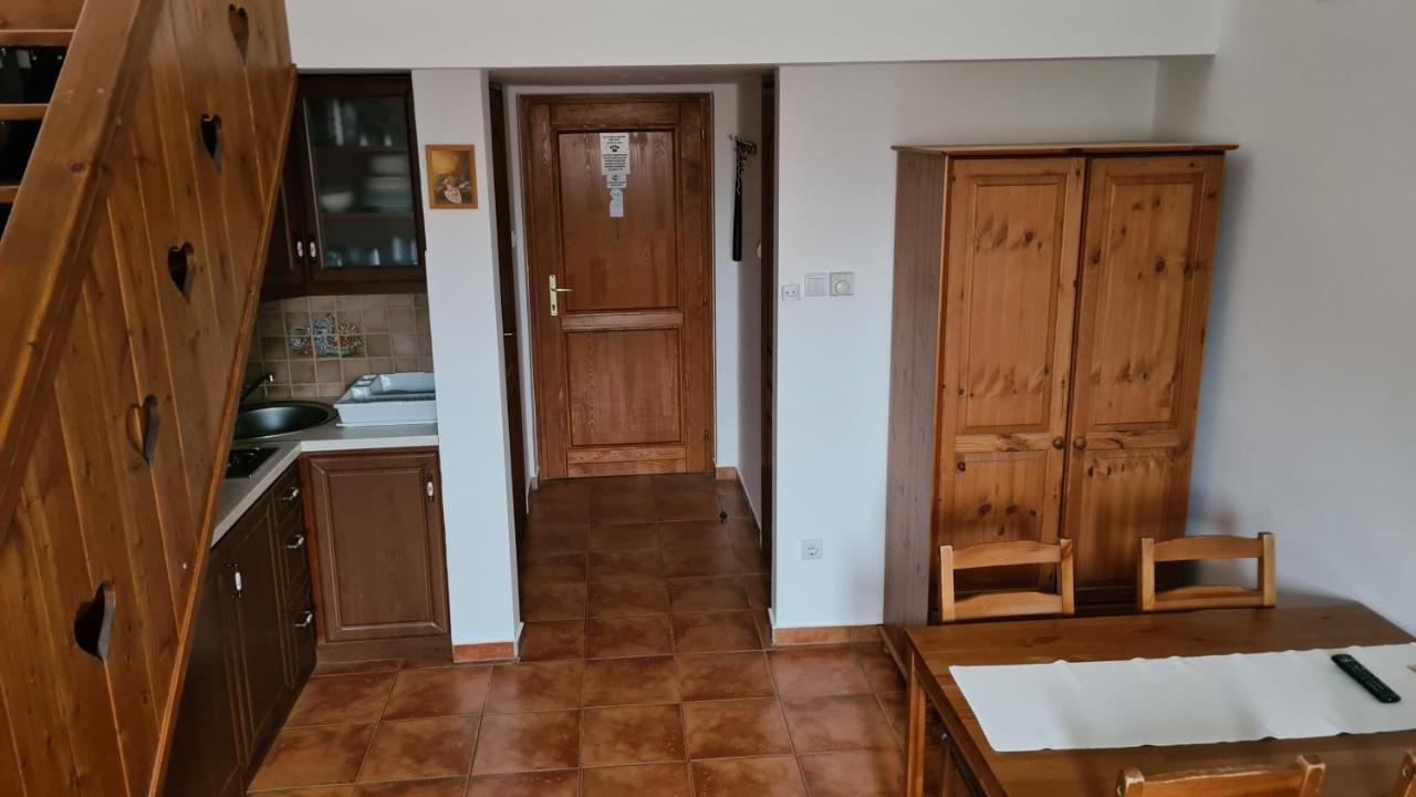 Gyulai Fuerdoe Apartman Exteriör bild